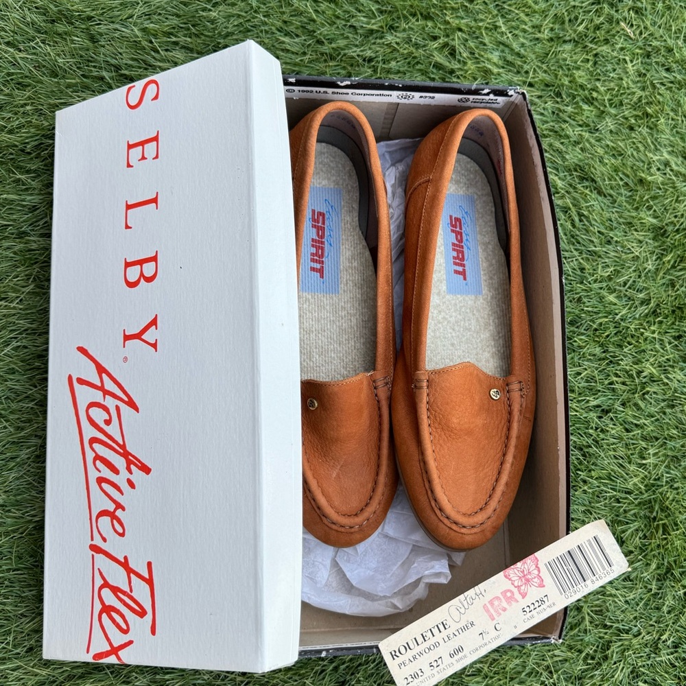 Easy Spirit Roulette Loafers 7.5C Selby Active Flex Vintage/Retro